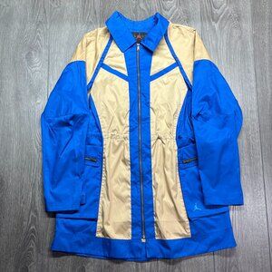 Nike Jordan Women's Medium Next Utility Capsule Jacket 2 in 1 Jacket